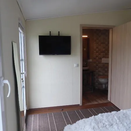 Kleine Ländliche Oase Apartment *